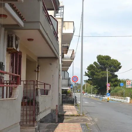 Appartement 285 Via Spiaggia Mascali