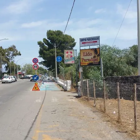 285 Via Spiaggia Appartamento *